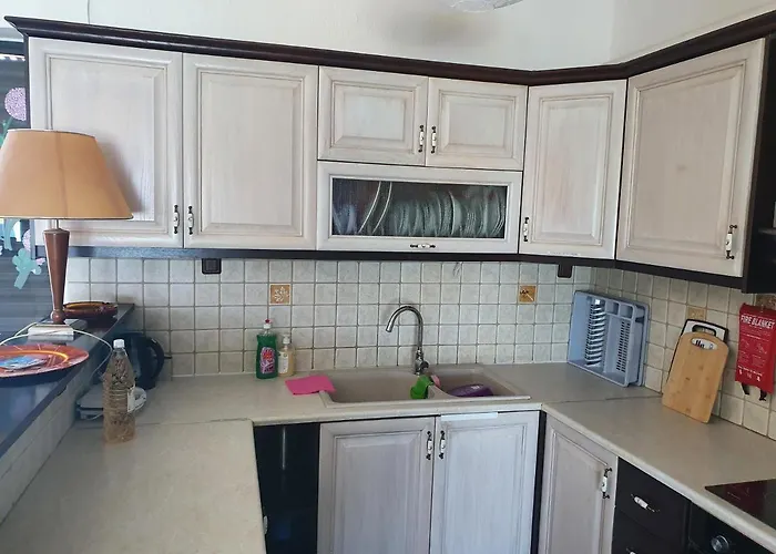 Julia's Apartamento Calamata