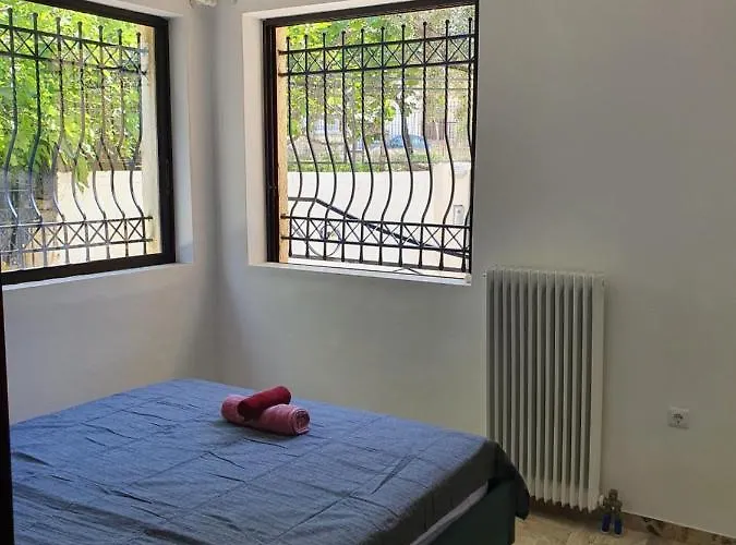 Julia's Apartamento Calamata