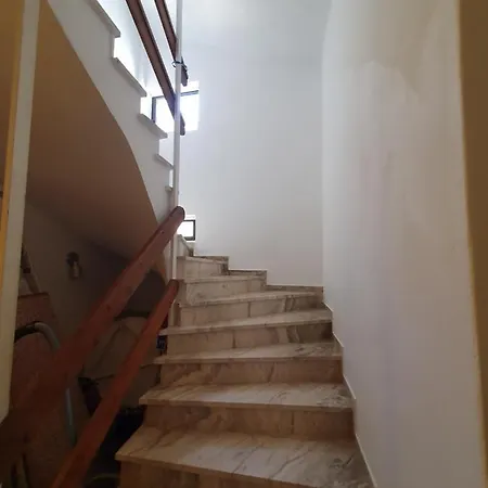 Διαμέρισμα Julia's *